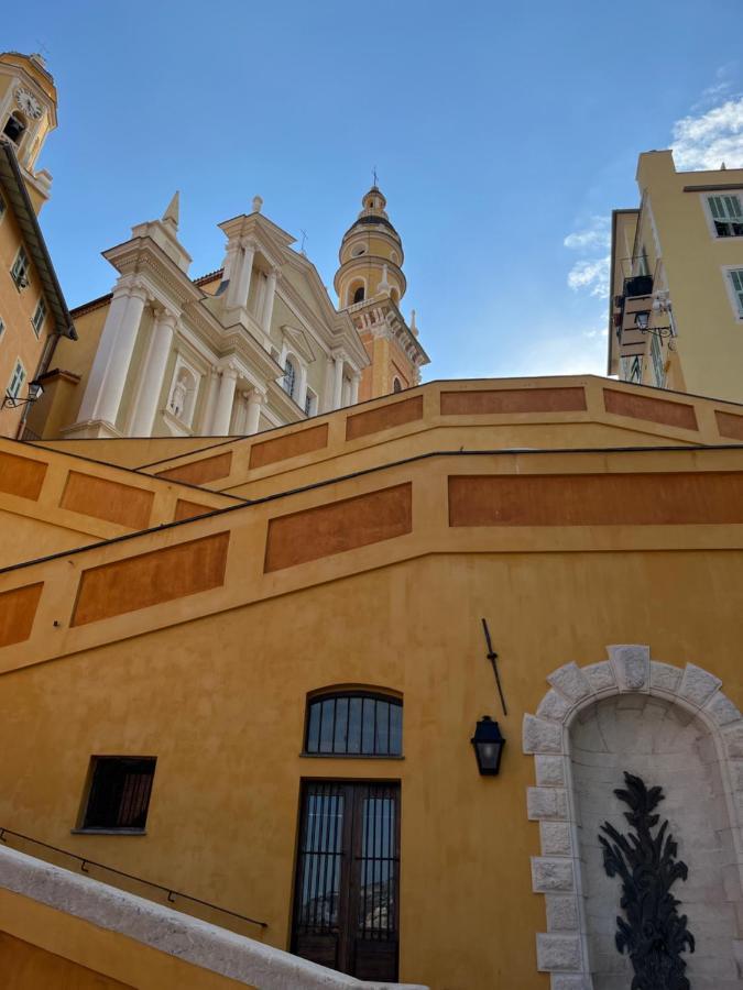 Historical Rue Longue Apartment Menton Exterior photo